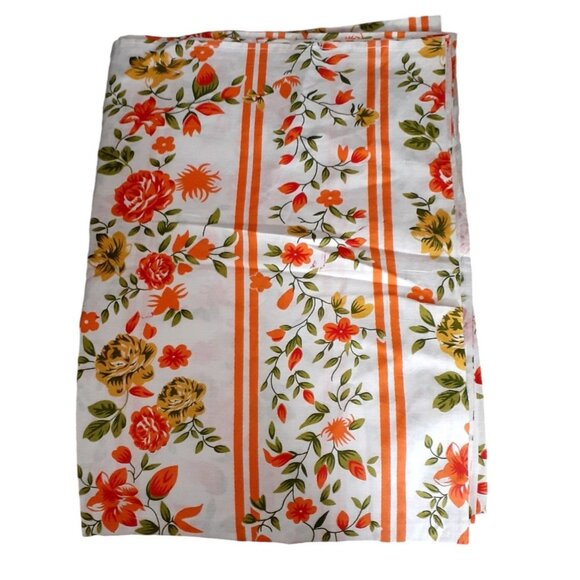 Flat Sheet Craft Cutter Fabric Mid Century Orange Fun Flowers 58" x 87" (flaw) - Picture 10 of 10